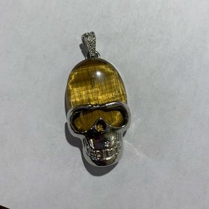 Brand New Tiger Eye Pendant in Silver Metal